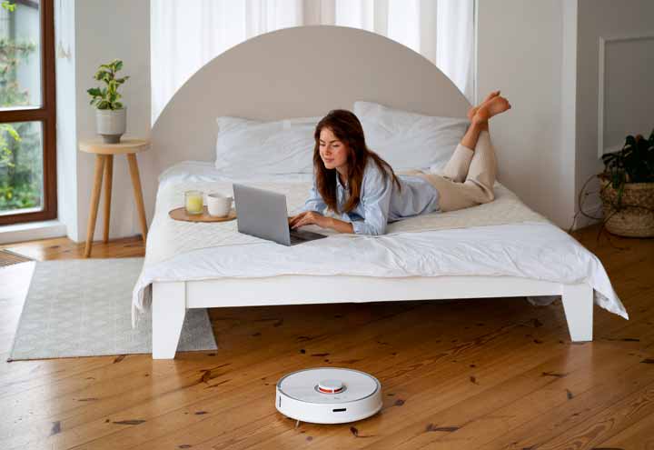 How to Simplify Weekly Home Chores (Without Hiring Help)