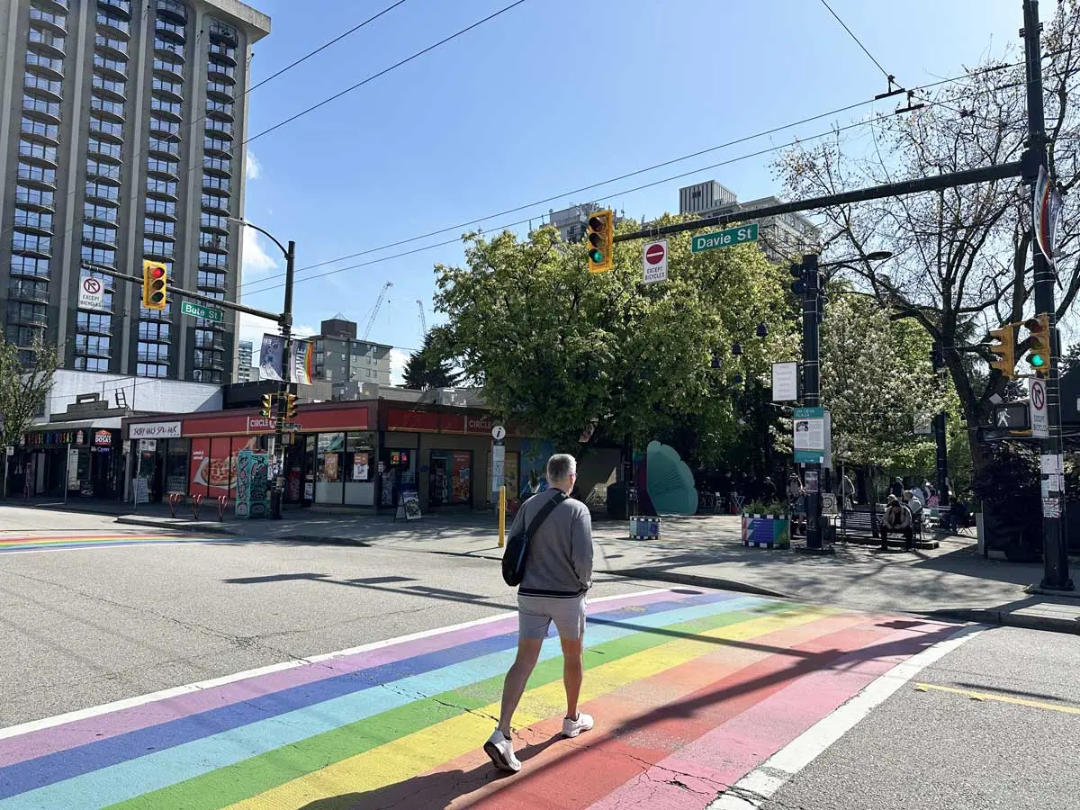 Jim Deva Plaza Vancouver (Comprehensive Guide + Photos)