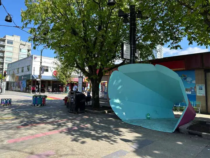 Jim Deva Plaza Vancouver (Comprehensive Guide + Photos)