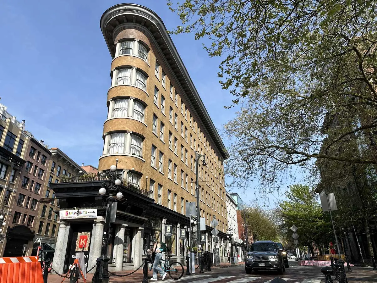 Gastown Vancouver (Everything You Need to Know) + Pics