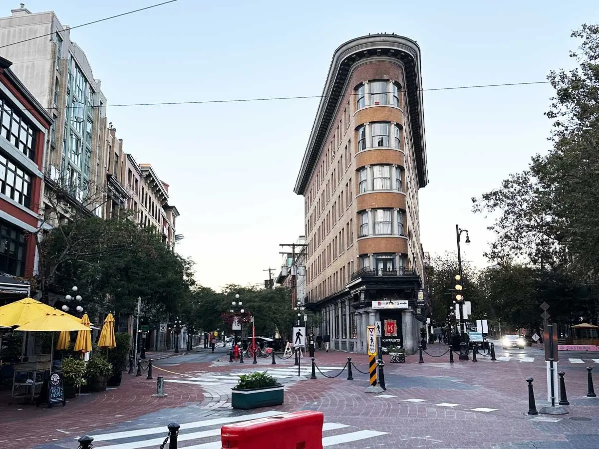 Gastown Vancouver (Everything You Need to Know) + Pics