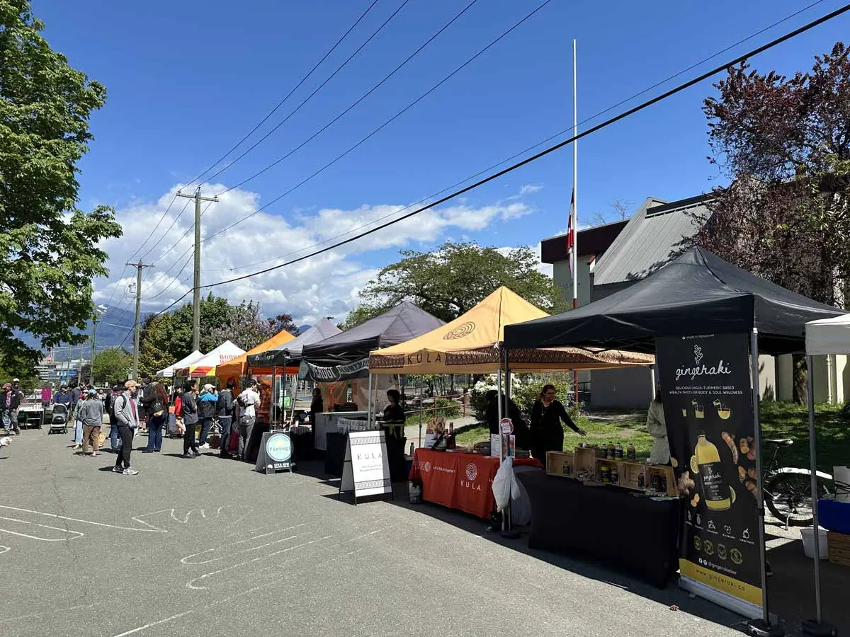Mount Pleasant Farmers Market (May to Oct, Sun:10am to 2pm)