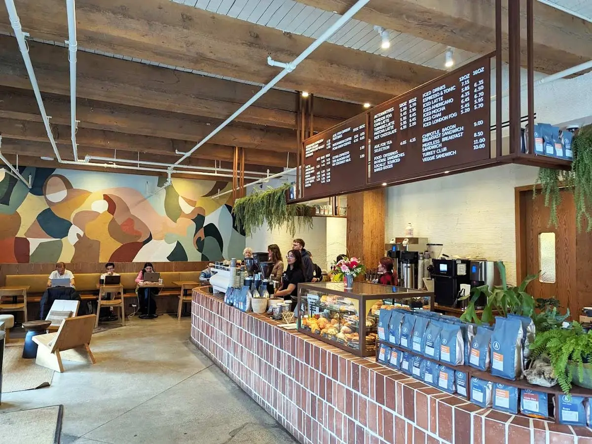 Analog Coffee Yaletown - A Lively Café in Yaletown