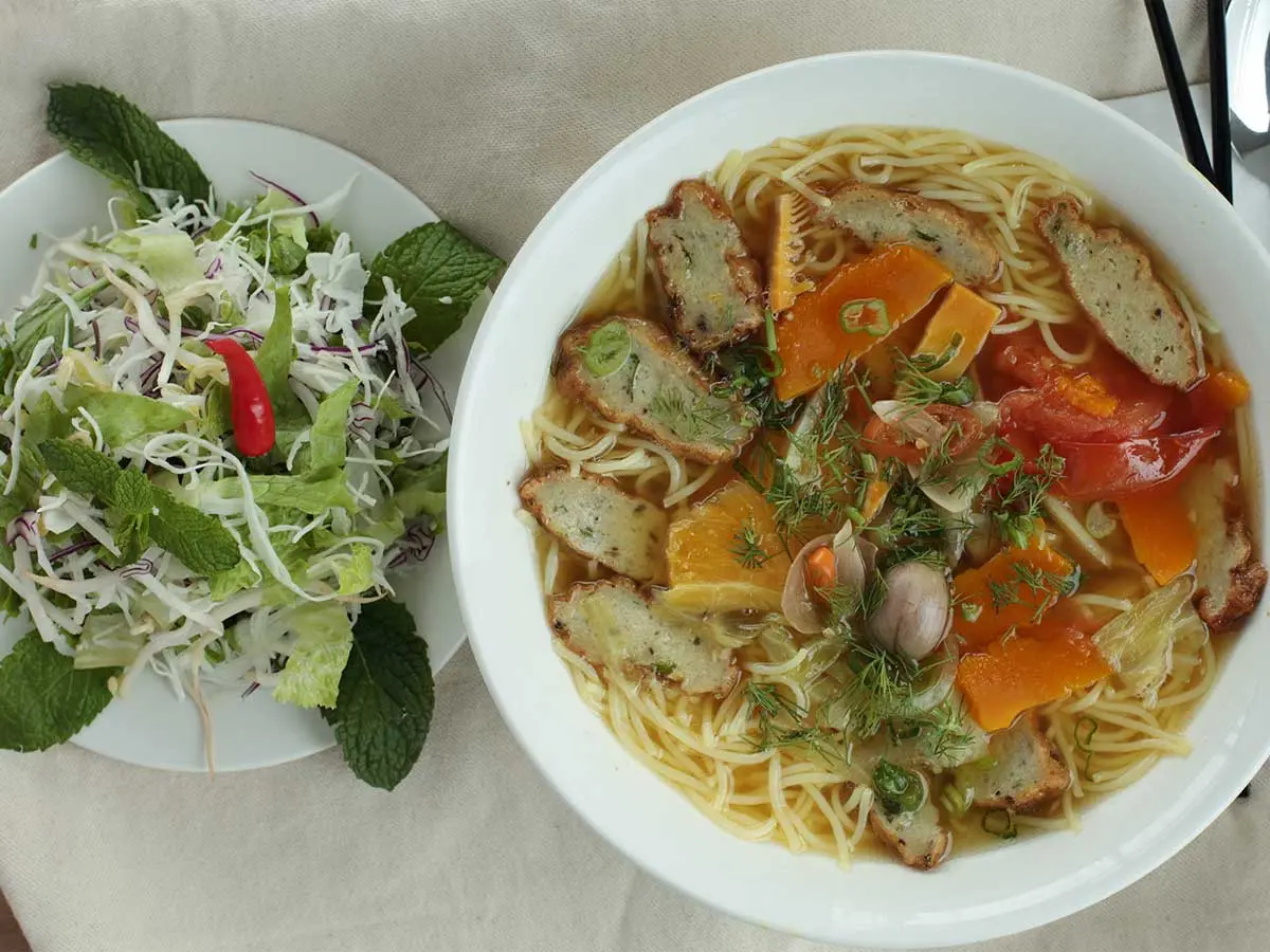 La Maison Da Nang Vietnamese Restaurant - 5195 Victoria Dr